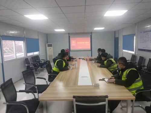 陜煤建設(shè)銅煤公司第二項目部宣貫學習《新安全生產(chǎn)法》筑牢安全生產(chǎn)防線