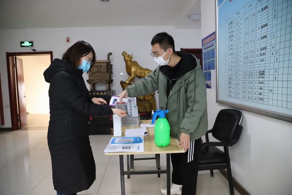 陜煤建設(shè)洗選煤運(yùn)營公司：疫情防控不松懈，安全生產(chǎn)“把三關(guān)”