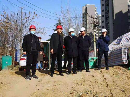 咸陽市副市長王靖蒞臨咸陽市城市停車場BOT項(xiàng)目督導(dǎo)檢查工作