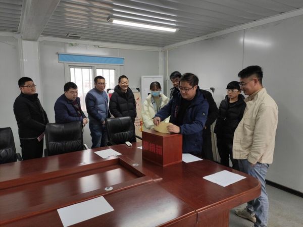 天工公司灃東汽車城項(xiàng)目部全體人員 在這里傳遞愛(ài)心