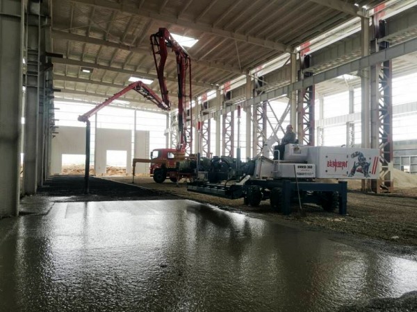 陜煤建設(shè)澄合分公司渭南南京金龍項目部購置引進新設(shè)備推進項目建設(shè)