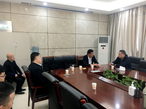 寧興剛、王寧在渭南梅園新村項目調(diào)研