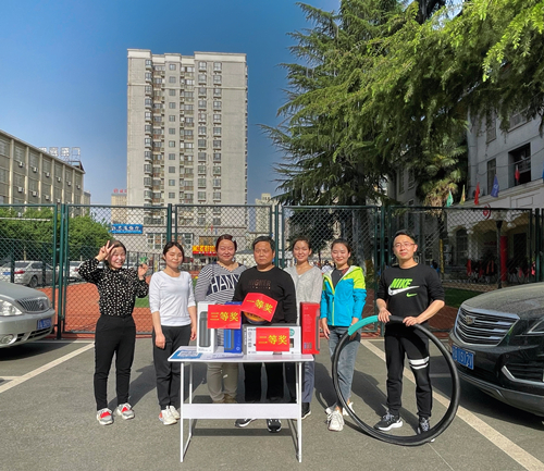 陜煤建設(shè)智慧泊車：五四青年喜迎十四運(yùn)，趣味運(yùn)動會精彩上演