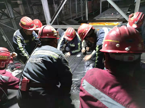 【五一專題】陜煤建設(shè)機(jī)電安裝公司：安裝檢修不停歇 五一勞動(dòng)掀熱潮