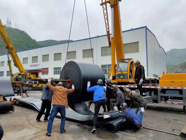 陜煤建設(shè)韓城分公司安裝四項(xiàng)目部72小時(shí)高效完成檢修任務(wù)