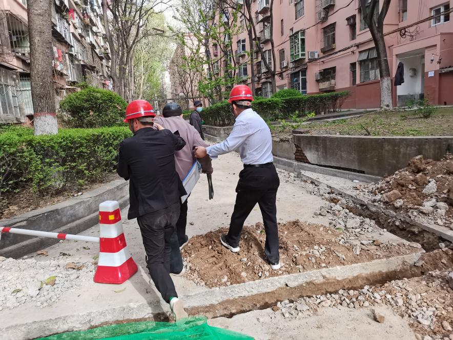 陜煤建設(shè)綠宇公司：老舊小區(qū)換新顏  “三供一業(yè)”項(xiàng)目暖人心