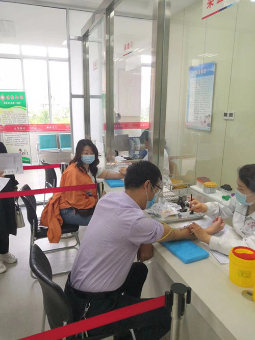 陜煤建設川耀公司:學黨史辦實事，服務職工送健康