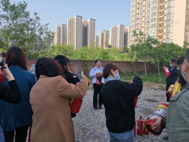 設(shè)計(jì)研究院開(kāi)展消費(fèi)安全知識(shí)培訓(xùn)及演練