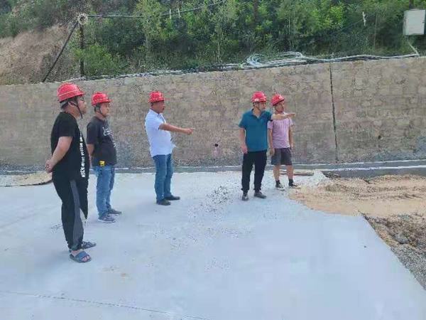 陜煤建設(shè)礦建二公司各項目部開展汛期安全大檢查