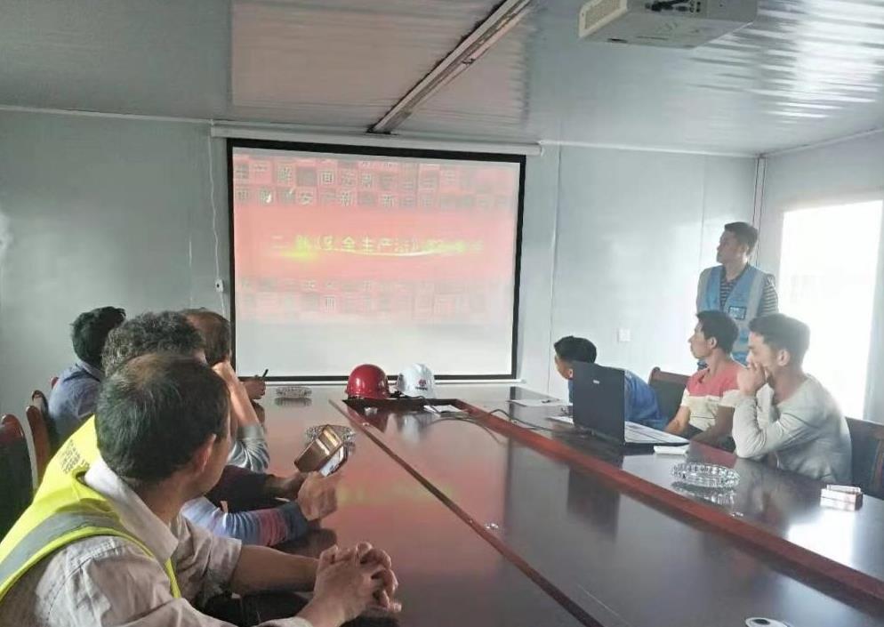 陜煤建設(shè)綠宇公司第十二項目部：提高安全防范意識，切實加強安全管理