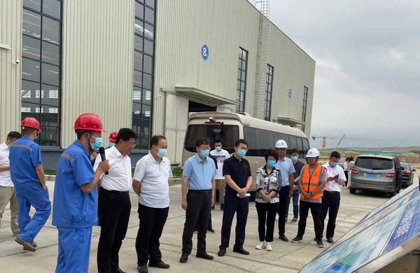 陜西省人大財經委主任委員、財經工委主任李健一行蒞臨榆林市杭蕭綠色鋼結構產業(yè)制造基地項目調研指導