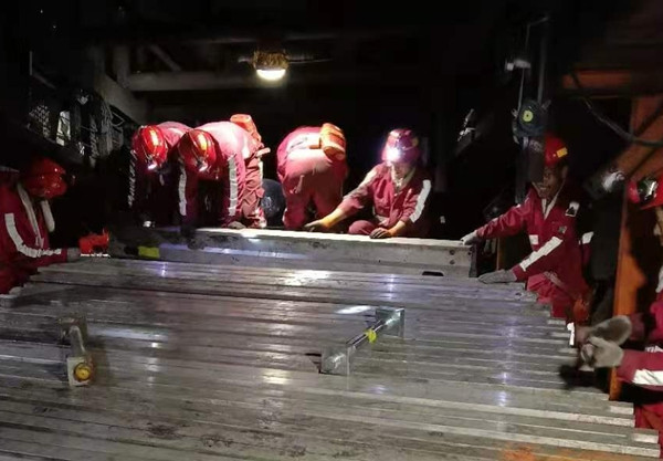 陜煤建設(shè)機(jī)電安裝公司：咬定工期不放松，施工大干爭(zhēng)先鋒