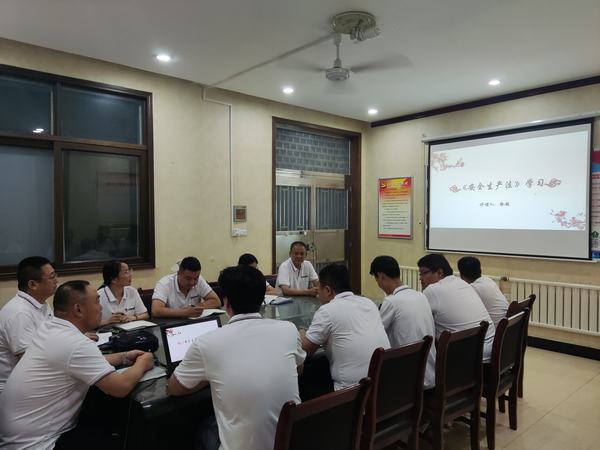 陜煤建設(shè)韓城分公司土建四項目部“賽”出工程建設(shè)新熱潮