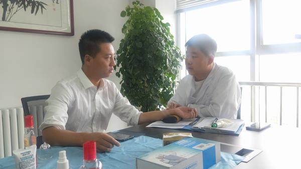 陜煤建設(shè)榆林公司組織開展健康義診活動