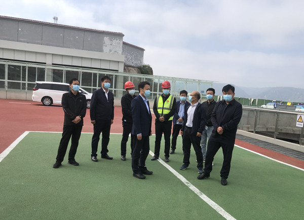 彬州市市長陳加寶、副市長馮永勝蒞臨銀西高鐵彬州站前廣場項(xiàng)目調(diào)研指導(dǎo)