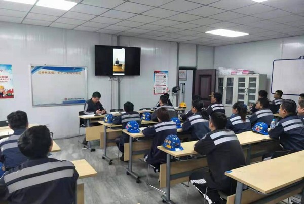 陜煤建設(shè)洗選煤運營公司第三項目部：創(chuàng)新班前會模式，筑牢安全“第一道防線”