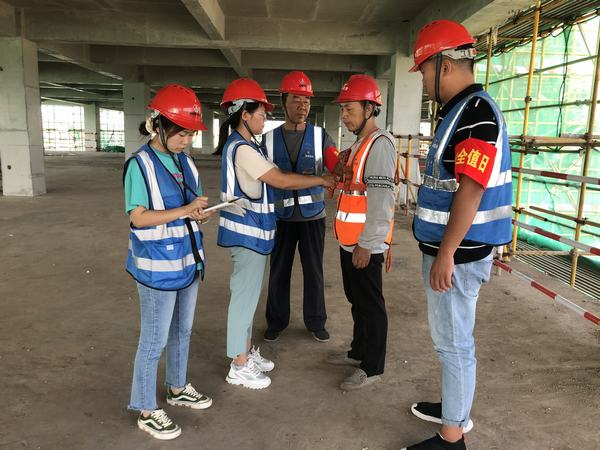 陜煤建設(shè)韓城分公司土建十一項(xiàng)目部凝聚巾幗力量撐起安全“半邊天”