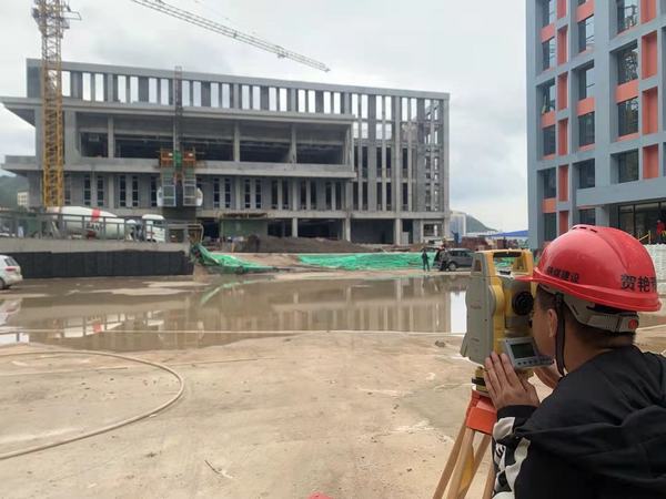 “國慶節(jié)”，他們在施工一線這樣過