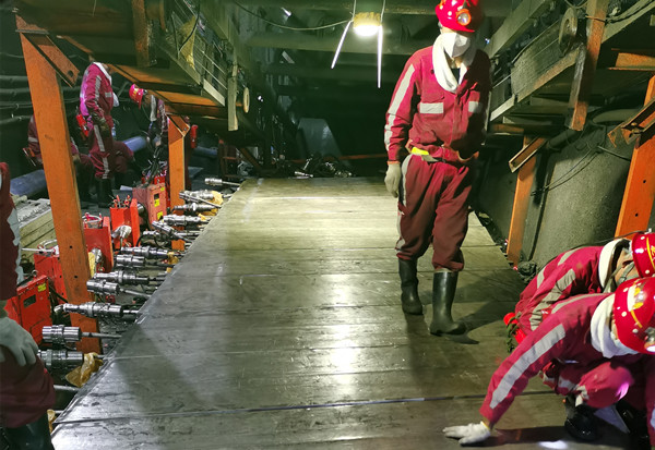 陜煤建設機電安裝公司曹家灘項目部圓滿完成大檢修任務