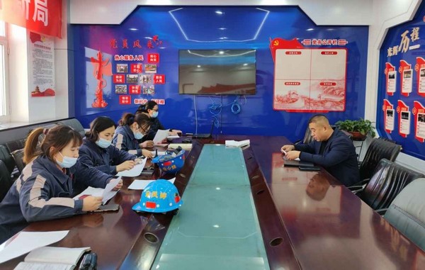 陜煤建設(shè)洗選煤運營公司紅柳林洗煤廠項目部：“靚”化庫房環(huán)境，“敲”好盈余算盤