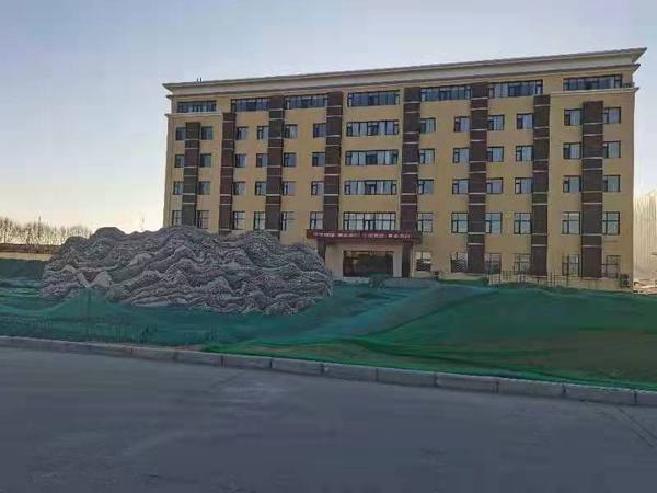 陜煤建設(shè)銅煤公司第八項目部承建的靖神鐵路孟家灣機輛中心項目順利通過竣工驗收并移交