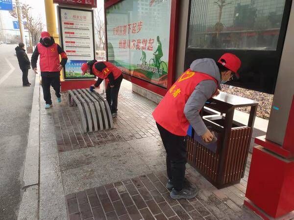 陜煤建設(shè)澄合分公司開(kāi)展“抗擊疫情我們?cè)谛袆?dòng)”志愿服務(wù)活動(dòng)