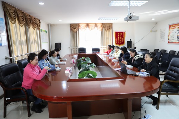 陜煤建設(shè)洗選煤運營公司：@姐妹們，我們這樣過“三八”