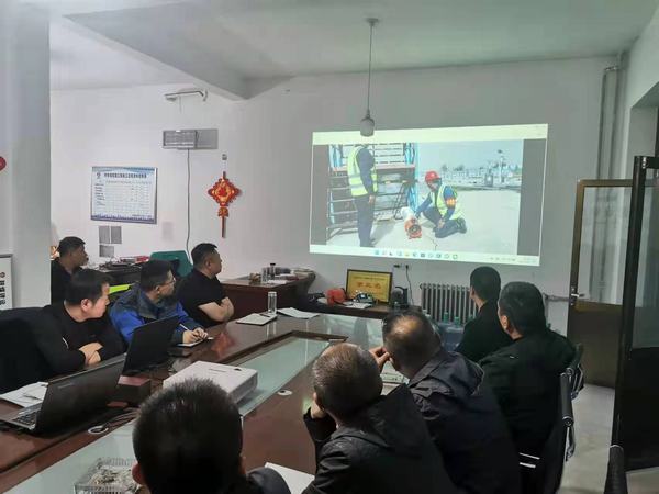 陜煤建設(shè)銅煤公司第二十一項目部多種形式開展安全教育活動，筑牢安全防線