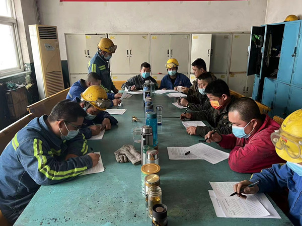 陜煤建設(shè)機(jī)電安裝公司渭化項目部打出安全“組合拳”