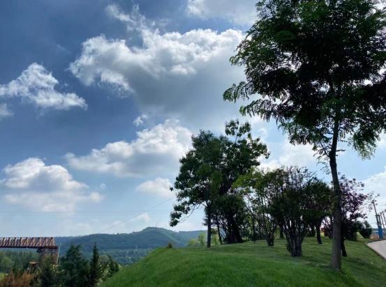 不負(fù)春光，美好自來(lái)