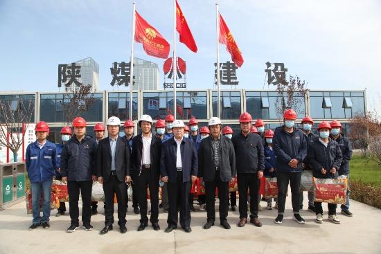 寧興剛“五一”期間督導(dǎo)推進(jìn)重點(diǎn)項(xiàng)目并慰問一線干部員工