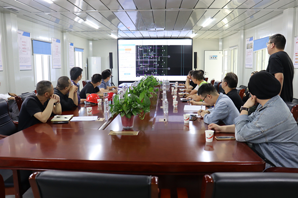 陜煤建設(shè)咸陽分公司灃西新城第五學校項目地基與基礎(chǔ)分部工程順利通過驗收