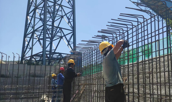 陜煤建設咸陽分公司第六項目部：烈日趕工忙，安全不能忘
