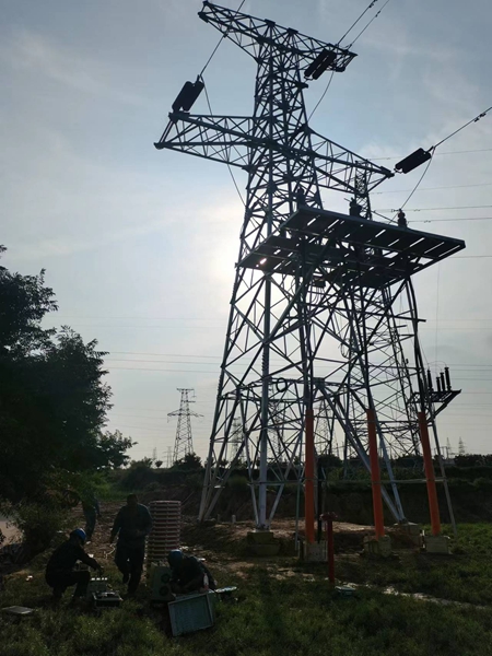 陜煤建設(shè)機(jī)電安裝公司10萬(wàn)千瓦光伏發(fā)電項(xiàng)目具備并網(wǎng)發(fā)電聯(lián)合調(diào)試條件