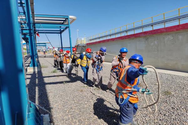 陜煤建設(shè)天工公司土建五部國慶不停工，堅(jiān)守崗位保進(jìn)度