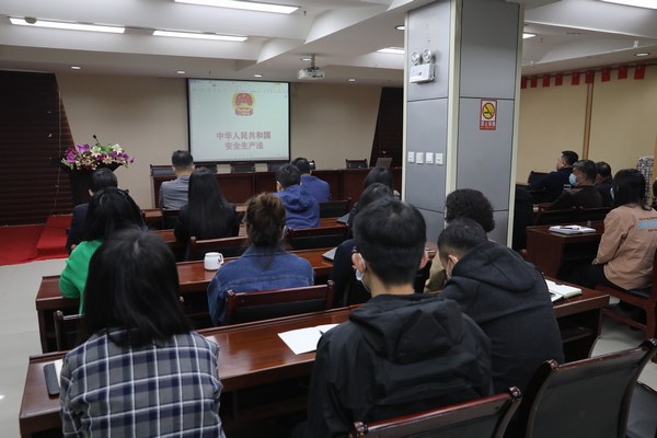 陜煤建設(shè)路橋分公司：青工“啄木鳥”，安全我來守