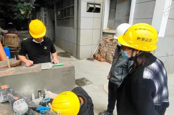 陜煤建設(shè)新城公司第一項(xiàng)目部：給老舊房屋裝上“溫度開(kāi)關(guān)”