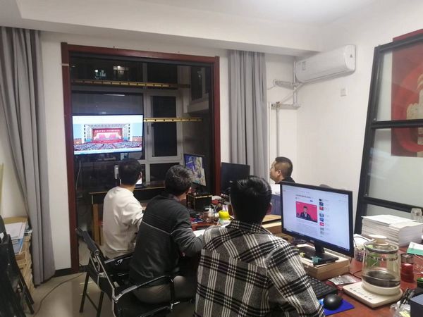 陜煤建設(shè)天工公司土建二部:開展《喜迎二十大 奮進(jìn)新征程》主題黨課活動(dòng)