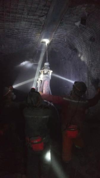 陜煤建設(shè)礦建二公司車(chē)村項(xiàng)目部31盤(pán)區(qū)水倉(cāng)主副水倉(cāng)順利貫通