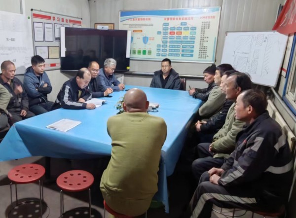 陜煤建設(shè)機(jī)電安裝公司神府項(xiàng)目部：抓好冬期安全，加強(qiáng)作業(yè)防護(hù)