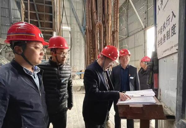 陜西彬長胡家河礦業(yè)有限公司董事長前往陜煤建設(shè)礦建二公司第一項(xiàng)目部檢查指導(dǎo)工作