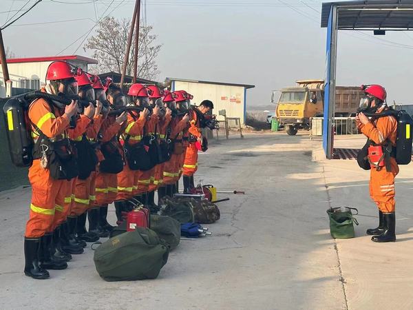 陜煤建設礦建二公司第三項目部順利開展揭煤工作