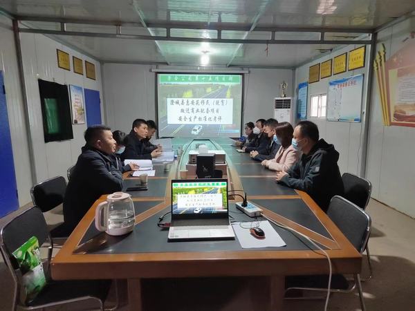 陜煤建設澄合分公司承建的澄城縣移民搬遷商業(yè)配套項目順利通過安全生產標準化評估驗收