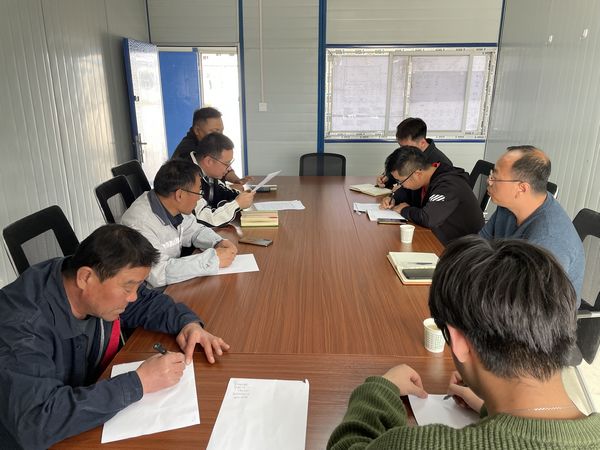 陜煤建設(shè)天工公司新疆第一項(xiàng)目部：靶心向內(nèi)挖潛力，開足馬力搞建設(shè)