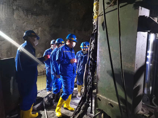 陜煤建設礦建三公司堅持問題導向推進黨建與生產經營深度融合