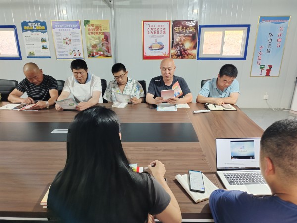 陜煤建設(shè)機電安裝公司涌鑫項目部：生態(tài)環(huán)保，行動起來！