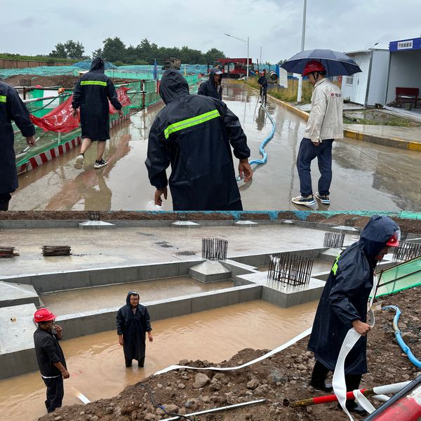 陜煤建設(shè)天工公司聞“汛”而動，筑牢工程建設(shè)“安全堤壩”