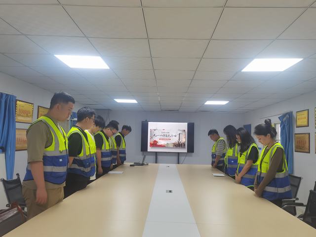 陜煤建設(shè)韓城分公司土建二項(xiàng)目部舉行“銘記歷史，勿忘國恥紀(jì)念九一八事變”專題學(xué)習(xí)會