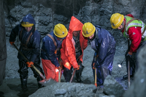 陜煤建設(shè)礦建三公司：鉚足干勁，進(jìn)尺逆勢(shì)上揚(yáng)！
