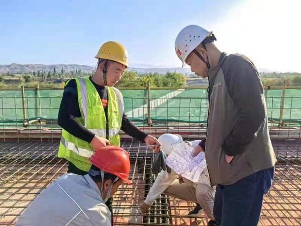 陜煤建設(shè)新疆第一項(xiàng)目部：凝心聚力趕工期，追趕超越“拼”成效